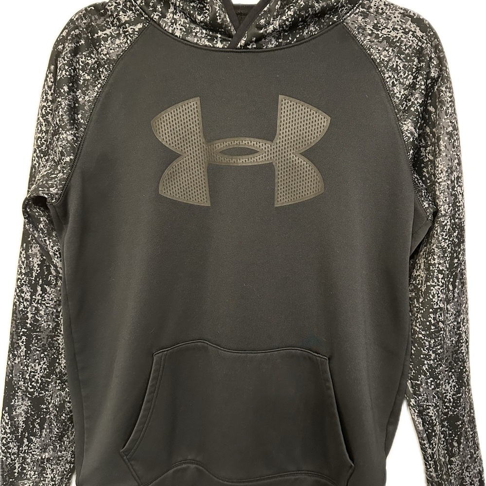 Under Armour Gray Sweater with Textured Sleeves